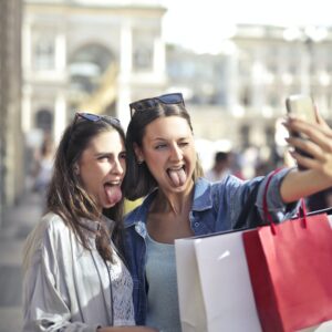 shopping duo